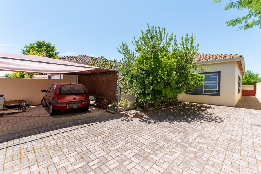 4 Bedroom Property for Sale in Port Owen Western Cape